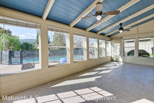 Building Photo - 3 br, 2 bath House - 14896 Heather Drive