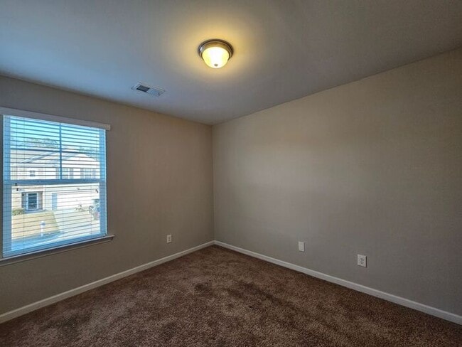 Building Photo - 513 Colony Lakes Dr