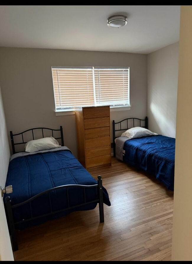 Building Photo - 138 Sunnydale Dr