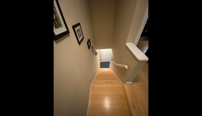 Building Photo - 777 Middle Rd