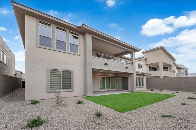 Building Photo - 10648 Stone Ledge Ave