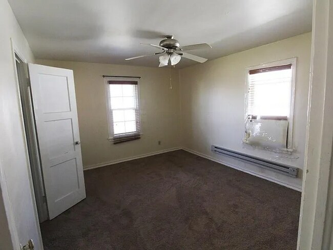 Building Photo - Charming 1-Bedroom Duplex in a Quiet Oklah...