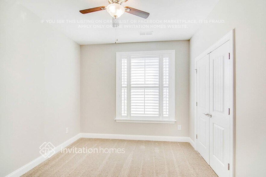 Building Photo - 136 Bowhill Dr