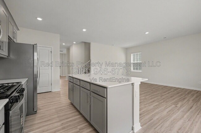 Building Photo - 524 Blackpool Ct
