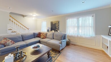 Building Photo - 56 Albemarle Rd