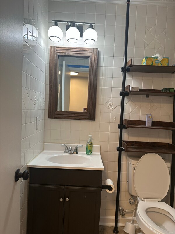 Building Photo - 3301 Rhodhiss Ct