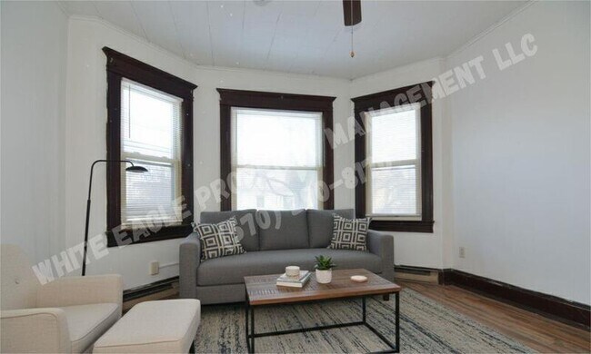 Building Photo - 1508 E Gibson St