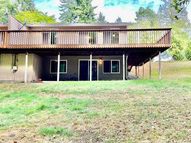 Building Photo - 3052 Anderson Rd SE