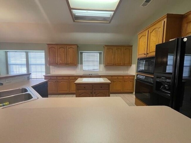 Building Photo - 3710 White River Dr