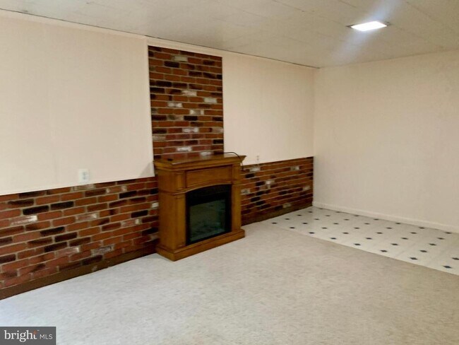 Building Photo - 2622 Occidental Dr