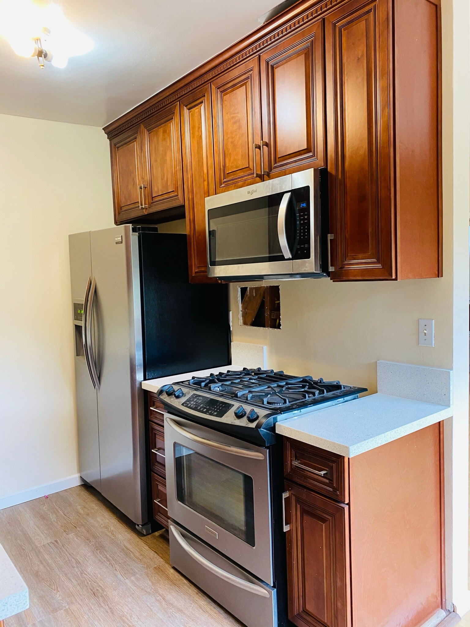 Building Photo - 3232 Estara Ave