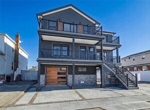 Building Photo - 35 Ostend Rd