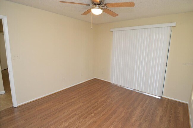 Building Photo - 8647 Mallard Reserve Dr