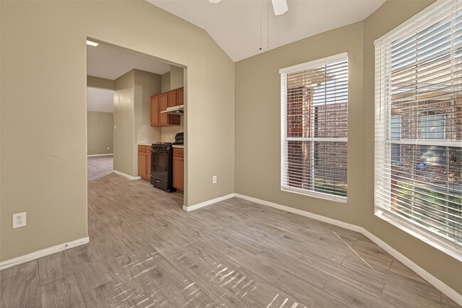 Building Photo - 19434 Brook Village Rd