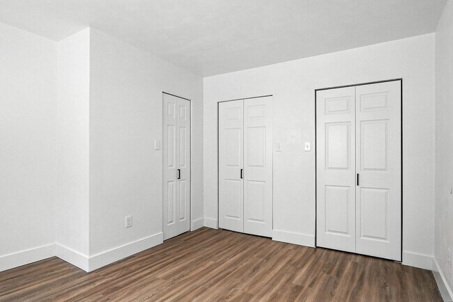 Building Photo - Modern Renovation - Sharpsburg