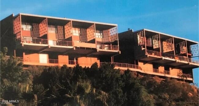 Building Photo - 1057 E Butler Dr