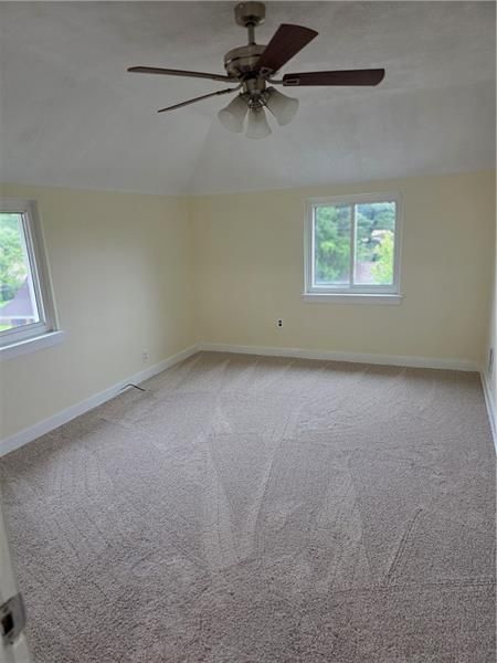 Building Photo - 155 Pennoak Dr