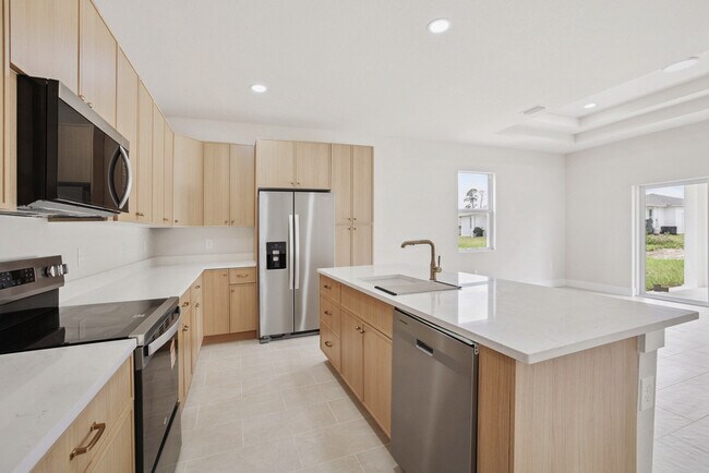 Building Photo - 4873 29th St SW