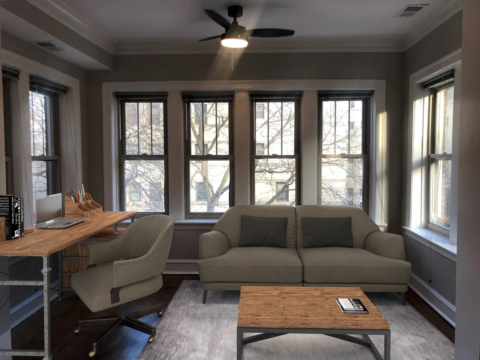 Building Photo - 2226 N Kenmore Ave