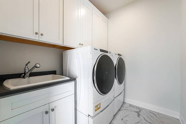 Building Photo - 22 Silent Nest Wy