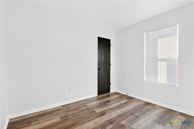 Building Photo - 4408 Janelle Dr