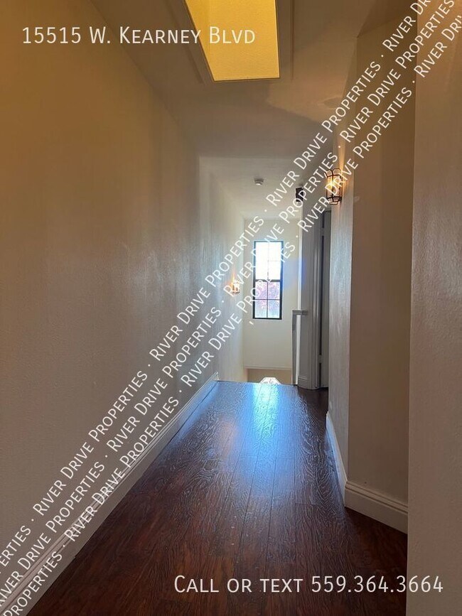 Building Photo - Spacious Two Bedroom in Kerman!