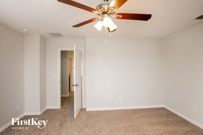 Building Photo - 468 Sardinia Cir