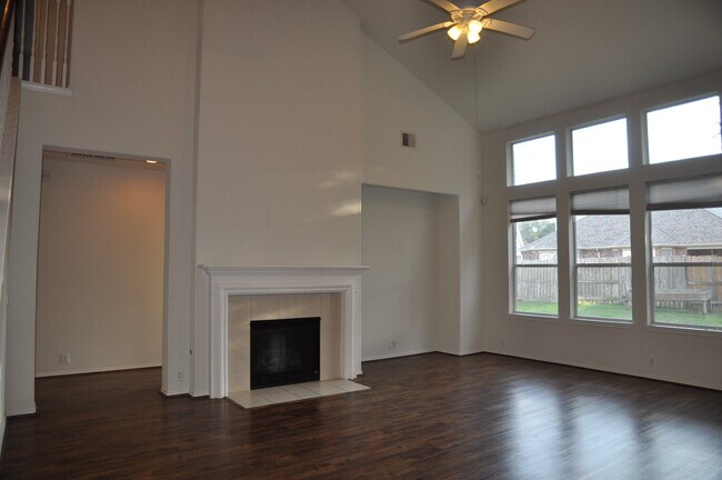 Building Photo - 5510 W Terrace Gable Cir