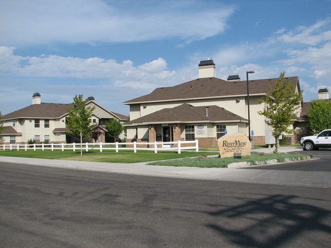 Primary Photo - Riverview Apartments