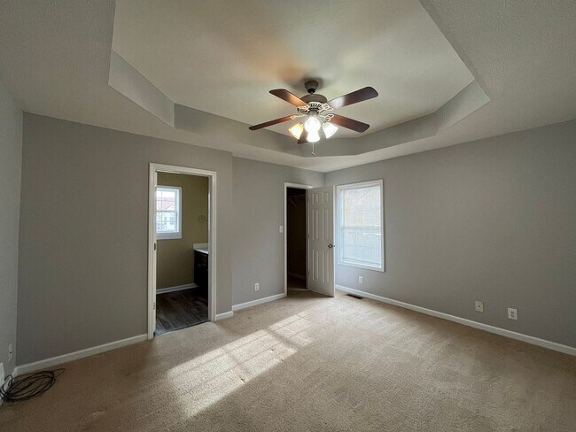 Building Photo - Super Cute Ranch Home with Easy Access to I24