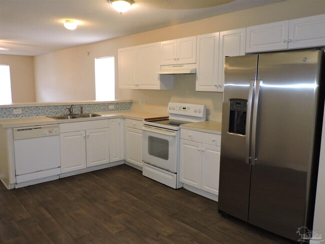 Building Photo - 1005 Antigua Cir