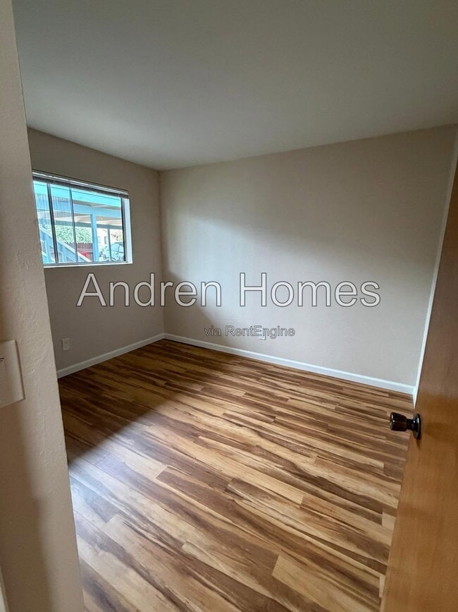 Building Photo - 150 Sea Ridge Ct