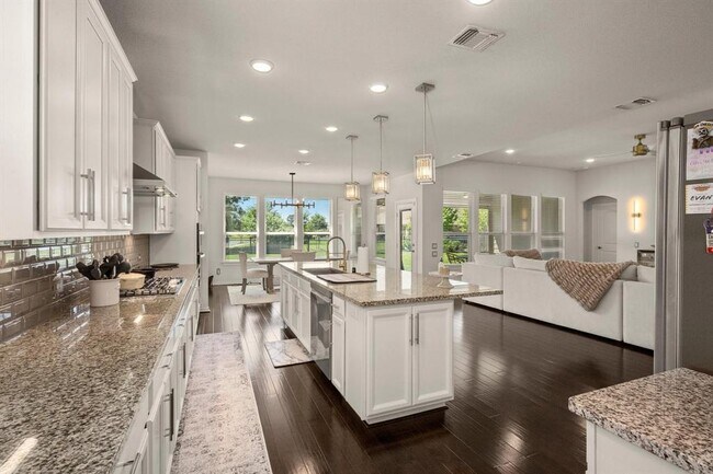 Building Photo - 17831 Maple Ash Dr