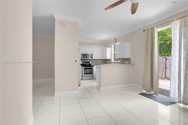 Building Photo - 12395 SW 125th Terrace