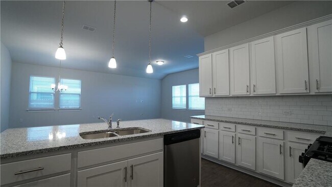 Building Photo - 1308 Falconer Wy