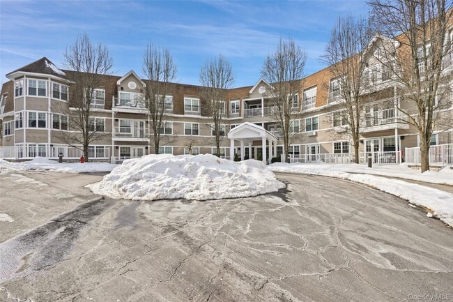 Building Photo - 107 Sutton Dr