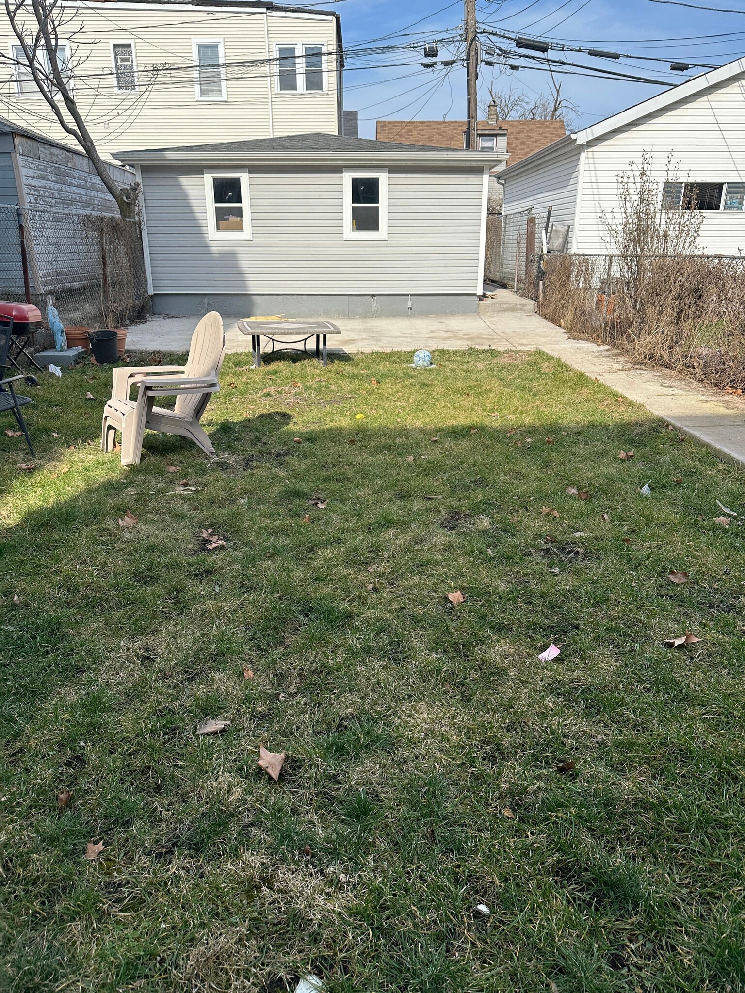 Building Photo - 3430 W Cortland St