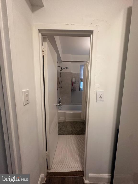 Building Photo - 1 Scott Cir NW