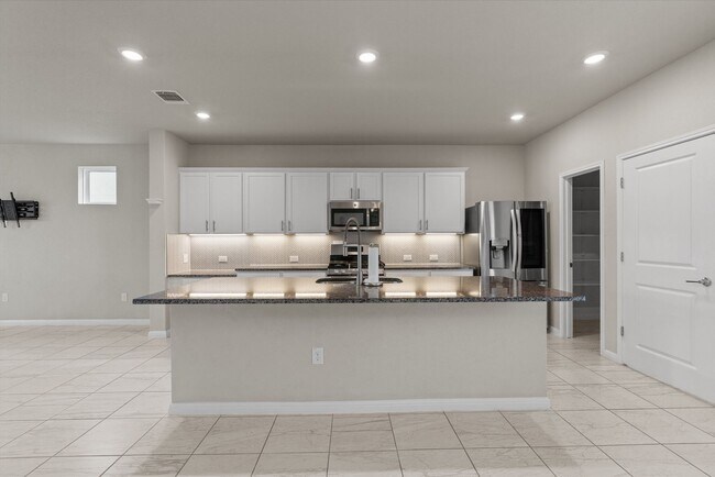 Building Photo - 8809A Whitter Dr
