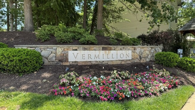 Building Photo - 12631 ES Draper Dr