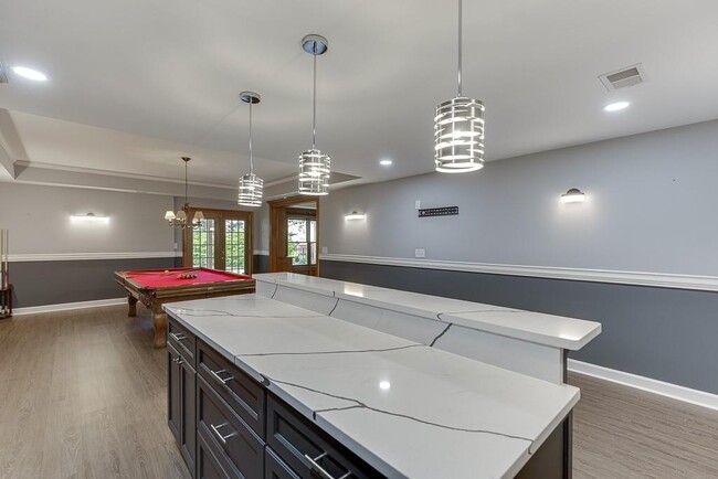 Building Photo - 2885 Towne Village Dr NW