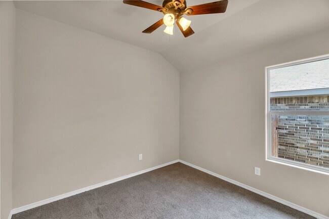 Building Photo - Welcome home!