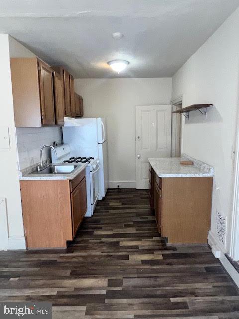 Building Photo - 453 W Gay St