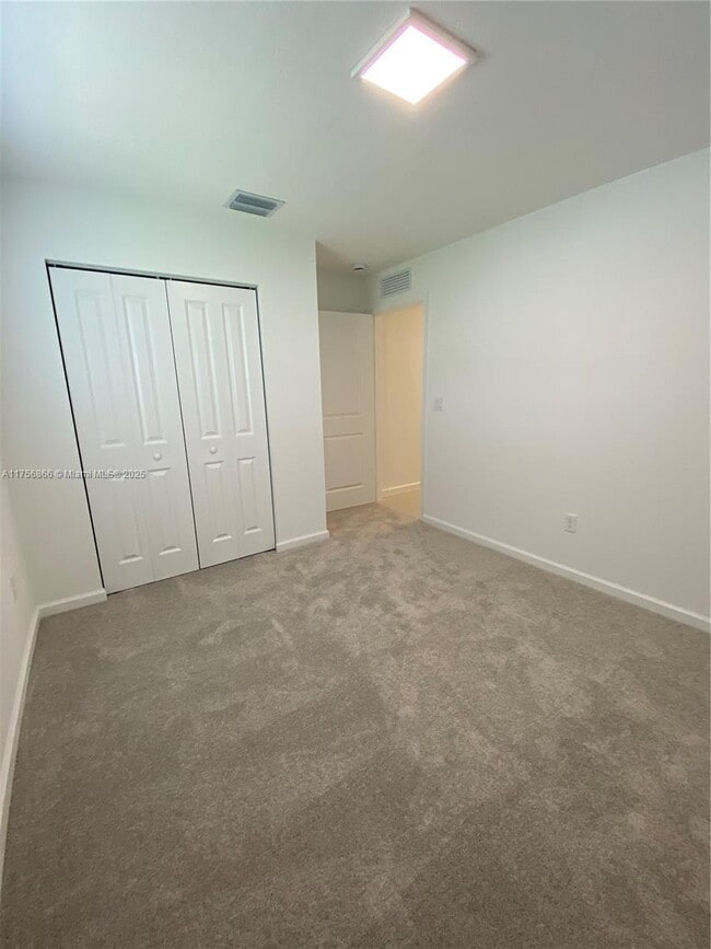 Building Photo - 5971 Pickering Dr