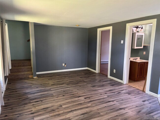 Building Photo - 239 Rokeby Rd