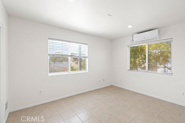 Building Photo - 1578 San Bernardino Pl