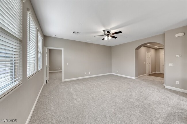 Building Photo - 589 Via Paladini