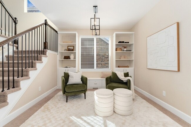 Building Photo - Evolve Real Estate: Evolve Real Estate: Meticulous Executive 4 Bedroom Plus Den Plus Finished Bas...