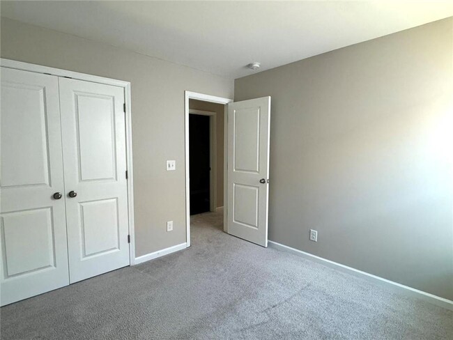 Building Photo - 4747 Waxwing St
