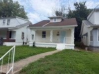 Building Photo - 3229 Kirby Ave